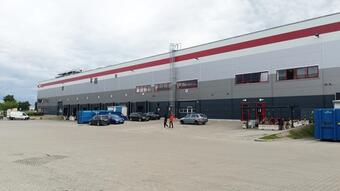 Czech warehouses and production spaces are getting cheaper. Foreign companies are responding with increased demand